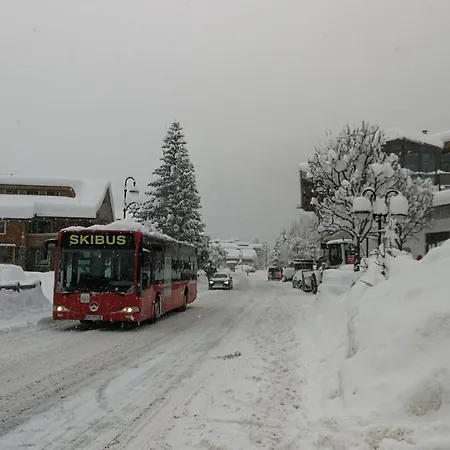 Lägenhetshotell Waidmannsruh 4*