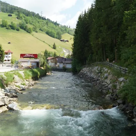 Waidmannsruh Lägenhetshotell 4*