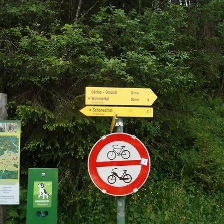 Lägenhetshotell Waidmannsruh 4*